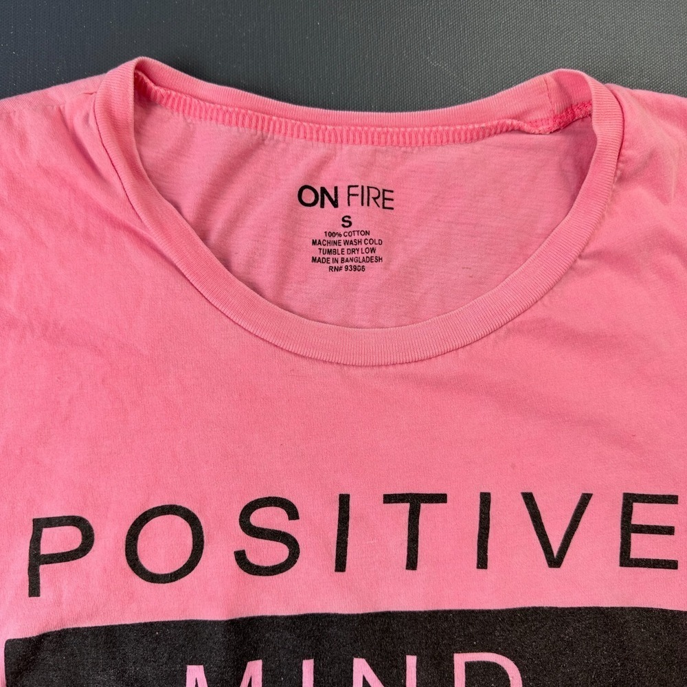 On Fire Women's Small Pink Positive Vibes Graphic Tee Short Sleeve Casual Shirt - Picture 2 of 10